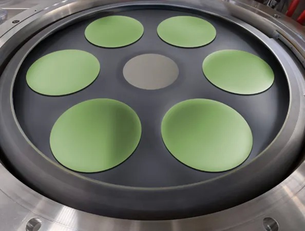 Derniers blogs de l'entreprise sur Pourquoi les équipements de semi-conducteurs avancés s'appuient-ils sur le carbure de silicium CVD (CVD SiC)?