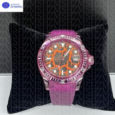 Casse de montre en saphir rond de 40 mm/42 mm personnalisable en magenta