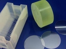 acheter LT LN Single Crystals d'axe des ordonnées par la méthode de croissance de la CZ fabrication en ligne