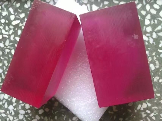acheter Excellente conduction thermique rouge synthétique crue à gain élevé pour la machine de laser fabrication en ligne